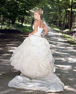 Свадебное платье шар