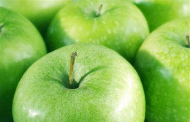 Яблоко - хорошее средство для лечения гастрита